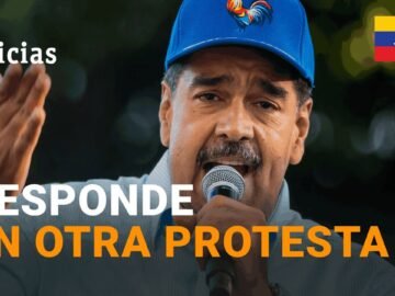 VENEZUELA: MADURO encabeza la MARCHA oficialista y dice que EDMUNDO GONZÁLEZ prepara "su FUGA"