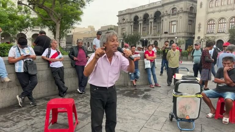 Lord Jaime: CONFLICTO INTERNO CAUSA LAS ELECCIONES EN EL PERÚ.