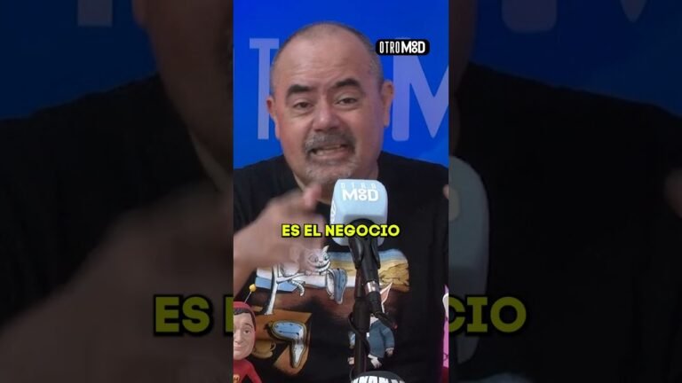 Piero Corvetto sorprende al CONGRESO con enorme cédula electoral #shorts